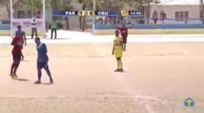 Entra Alex, número 13