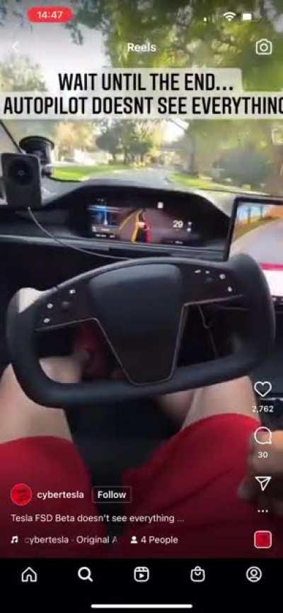 Tesla FSD Beta Cannot identify Gates and almost crashes (you surprised)?