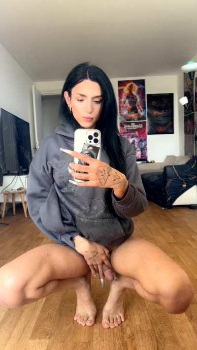 Can I be your side gf with something special under her hoodie :) ?