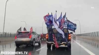 Trump Train shuts down Mario Cuomo bridge in New York.