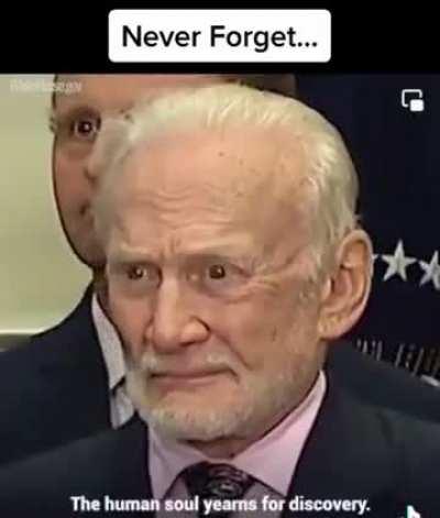 Buzz Aldrin looks weird and confused in this clip where Donald Trump talks about Space.