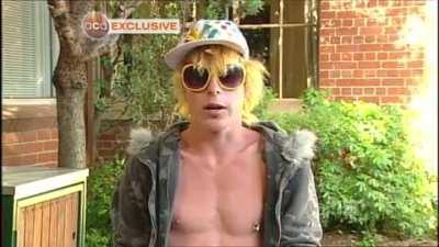 What do you do if your 16, and your parents leave you at home while on holidays? Invite a few friends over of course!!! But, a few friends quickly turns into 500, the police arrive, with the police air wing, dog squad, and unhappy guests start destroying 