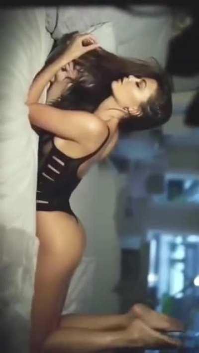 Jessica Nazarenus (@jessicanaz)