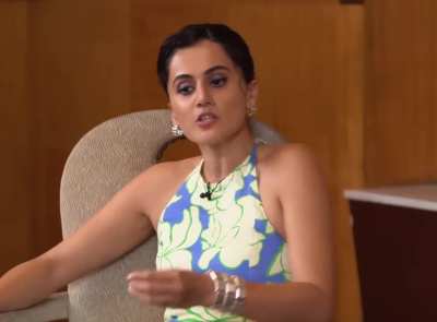 Not a fan of armpits but this video of Taapsee make me go crazy 🤤🔥