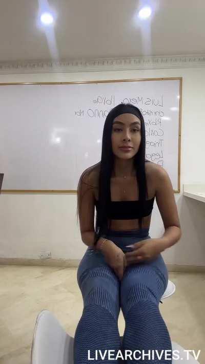 @samie.veraa (11-25)