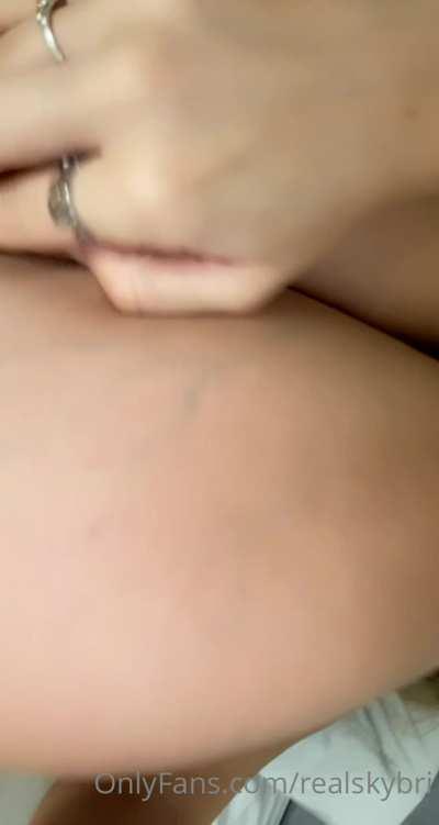 Sky's Tits & Pussy ð