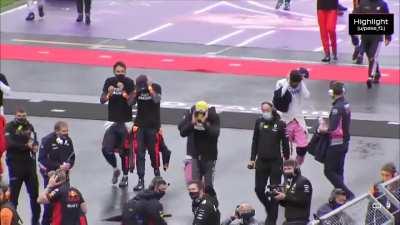 Bono, my ears are gone!