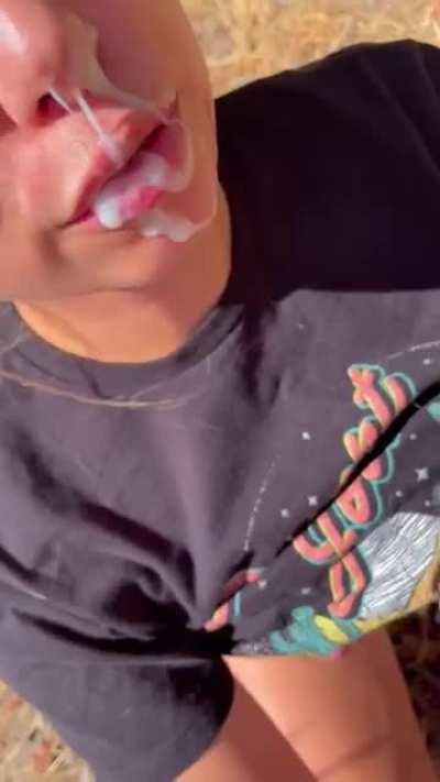 Good morning, here’s your daily facial 📰☕️💦