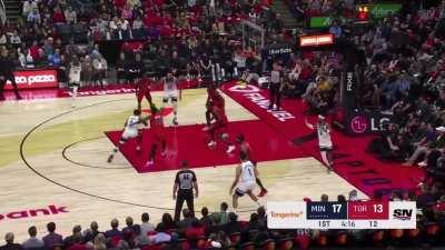 [Highlight] Siakam and Achiuwa put the clamps on the Wolves which results in a turnover and easy bucket at the other end.