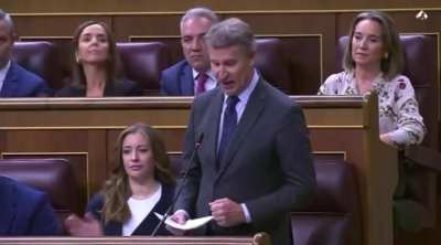Feijóo: “en España se aplaude a los indecentes”

Y la bancada popular… le aplaude 😅

Ni queriendo lo explican mejor.