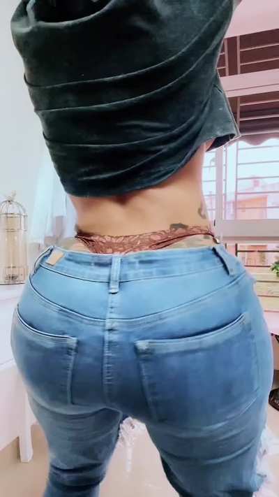 jeans