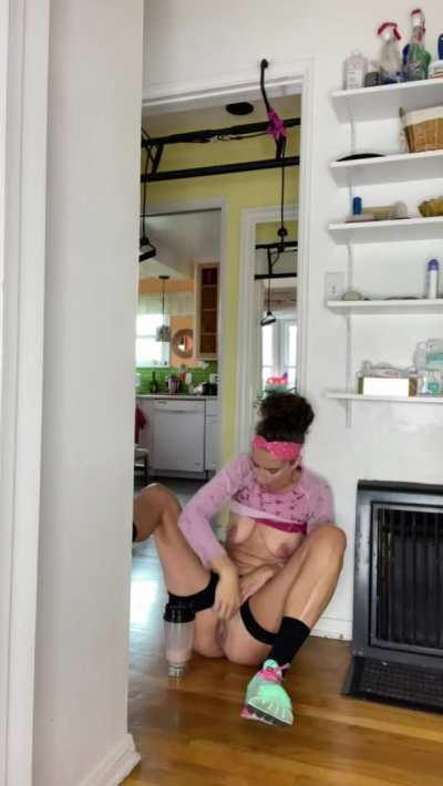 What the hell kind of workout is this?! Huge O! [F] MILF