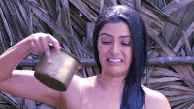 Varalaxmi Sarathkumar hot show - HD Edit