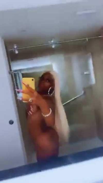 Add me on snap @prettysevy7xo for more content