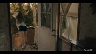 Hannah's rear design