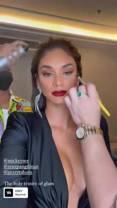 Ok din pala manuod nagnagmamake up 😂 (Pia Wurtzbach)