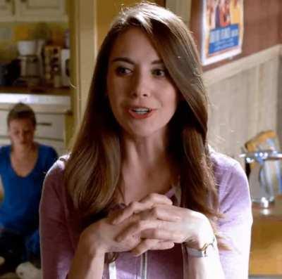 Super cute talking head