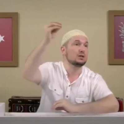 Bütün sorunlar çözüldü ve sadece Azerbaycan'da ezan kaldı.