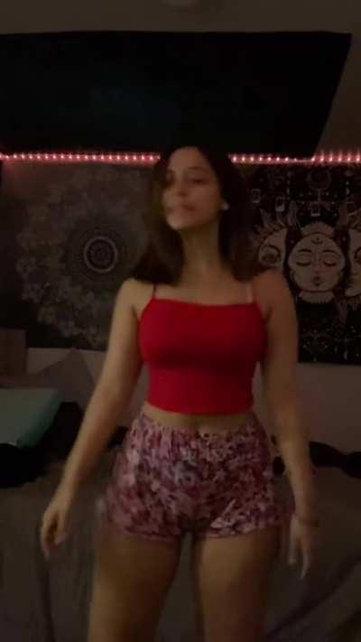 TT: violetliketheflowerlol