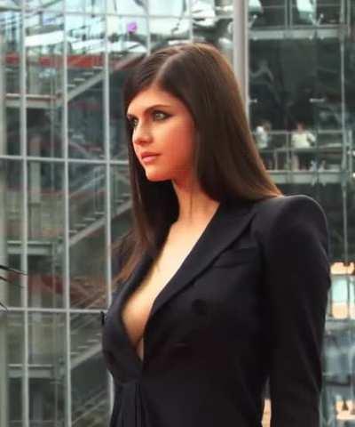 She’s a show stopper