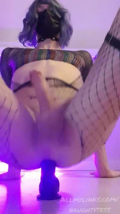 Welp i failed no nut november so hard 🙈 have some of my love potion 🥵💦