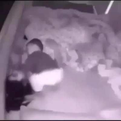 Como lo mueve esa muchachota