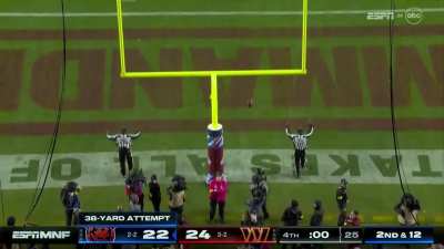 [Highlight] Jake Moody wins it for the Bears