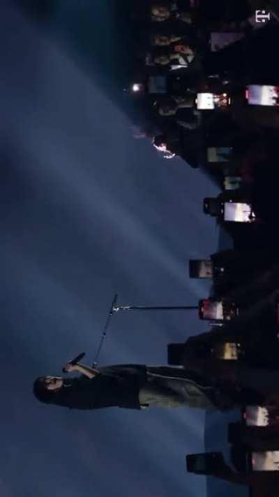 Loved this acoustic performance actually angelic