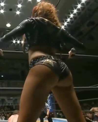 Another Fun moment from Maria in NJPW