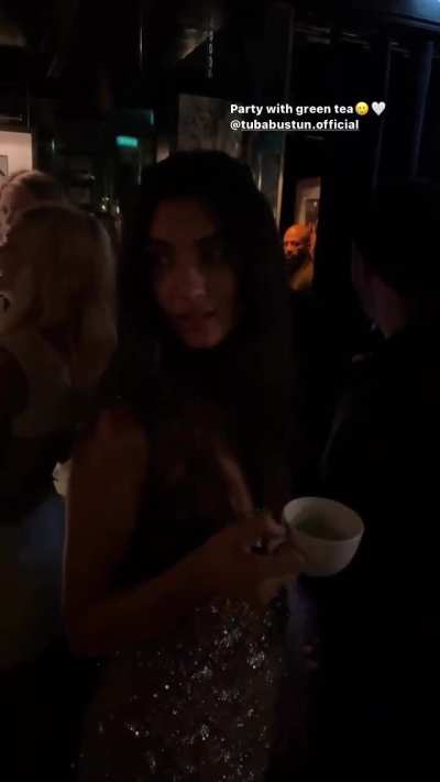 Tuba Büyüküstün Partying with Green Tea