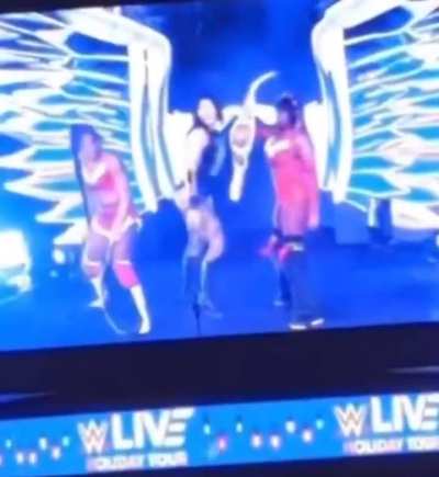 Bianca, Rhea and Naomi holiday tour 