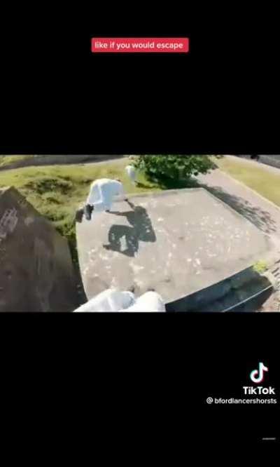 Parkour guys escaping from jail