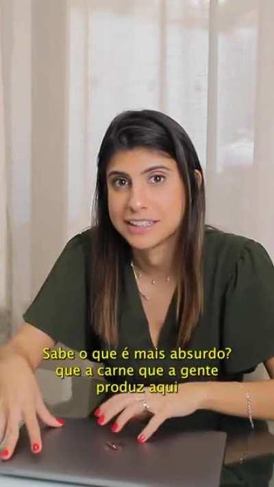 Brasil retrocedeu demais, pela madrugrada!!! Pra referência: a capa do Contra Filé tá 24 reais o KG. A coxa da asa, 26 reias o KG. O pernil 13 reais o KG. O Coxão mole 38 reais o KG e o miolo da paleta 36 reais o KG. Não é a toa que o Agro ama esse desgov