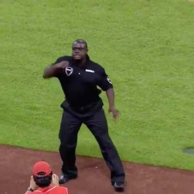 The new AJR song teaser got me like: