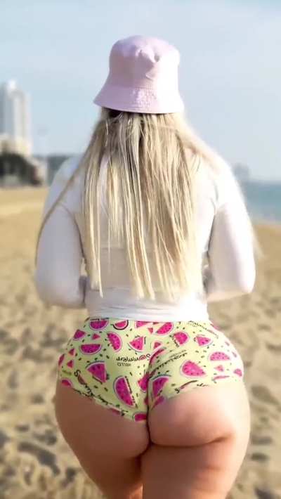 Big Booty Delicious