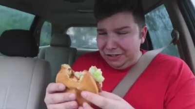 persona chicken sandwich