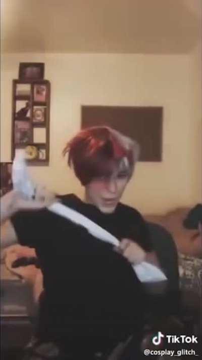 Average BNHA cosplayer