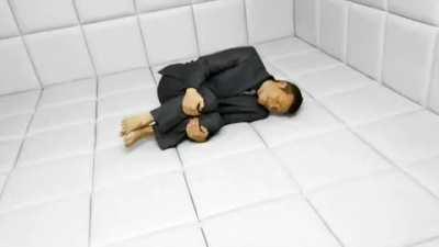 this guy kinda looks like toothless if you squint