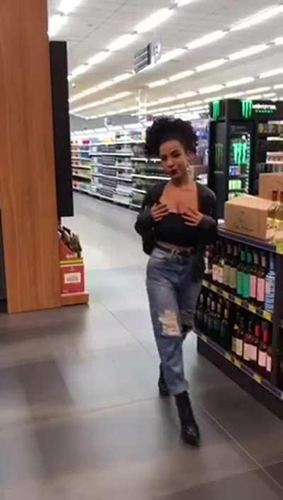 Tired of shopping, let’s go home and make filthy video