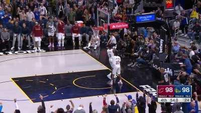 [Highlight] Warriors get the stop and Steph leaks out to get the lead