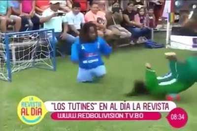 Dois coelhos jogamdo football