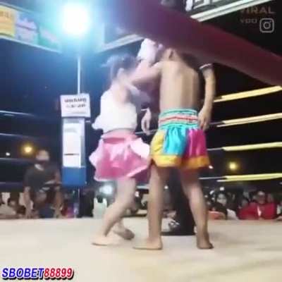 rinha de criança fodase