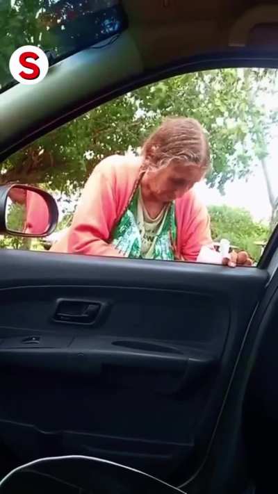 Tucumán: una gitana se negó a pagar un viaje y el tenso momento se volvió viral
