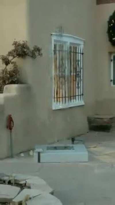 This sculpture made of steel sheets that appears and disappears depending on the angle.