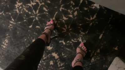 Selfie vid in wet look leggings, black rhinestone platforms, belly chain, and some pubes showing