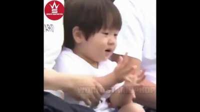 102 year old man completing a 100 meter sprint