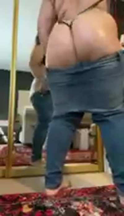 This ass was made for milking cocks