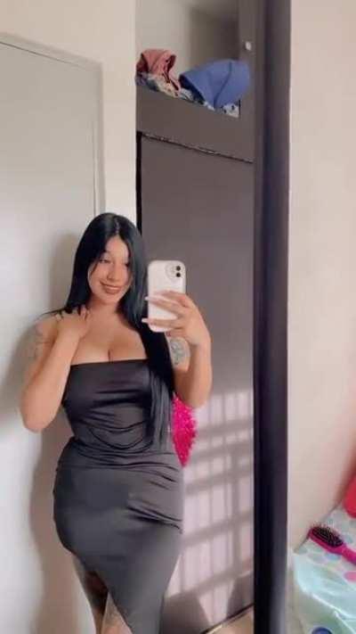 Anyone that posts anything not related to Amy will be banned!