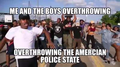 Free Ukraine was sorta based😳😳😳😳😳