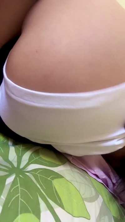 smash or smash that little latina?